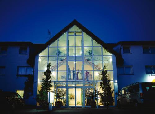 Strandhotel Eldena Goehren  Exteriör bild