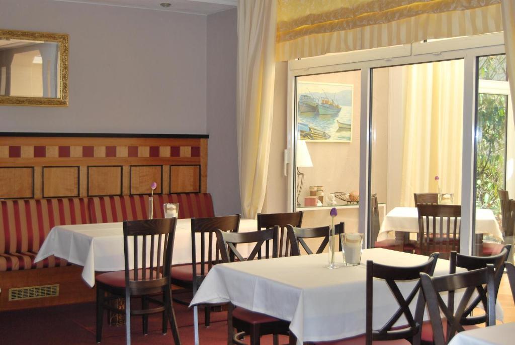 Strandhotel Eldena Goehren  Rum bild